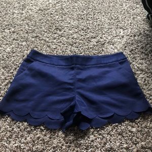 Women’s Express Scalloped Shorts